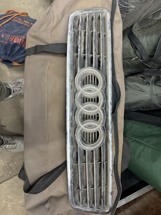 Решетка радиатора audi a6c5