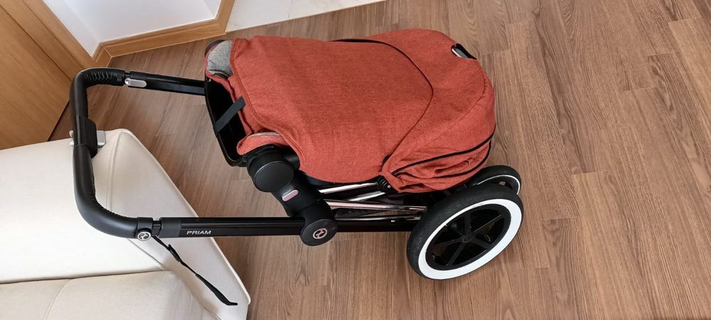 Продам коляску Cybex Priam Platinum Люлька + сиденье!