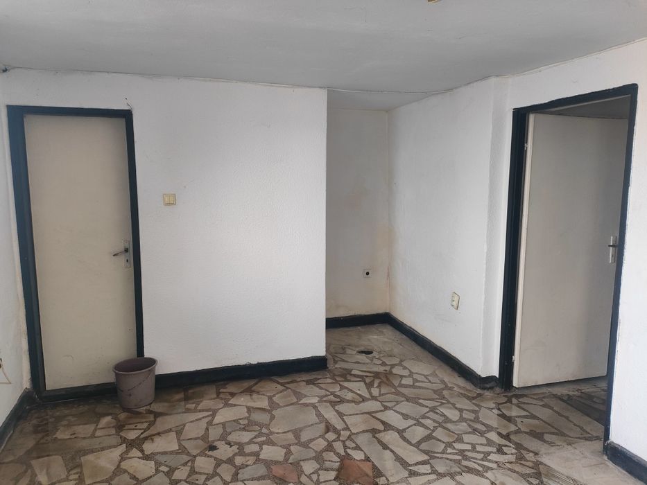 Дава се под наем Магазин в Русе, Родина 1 - 38 кв.м за 229.5 € - Снимка #10