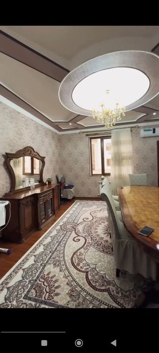 Продается квартира 2х комнатный сделано 3 в Гузал махалле