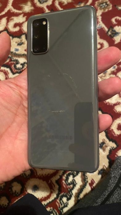Самсунг галакси s20