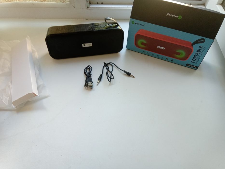 Продаю колонку New Rixing NR-2016