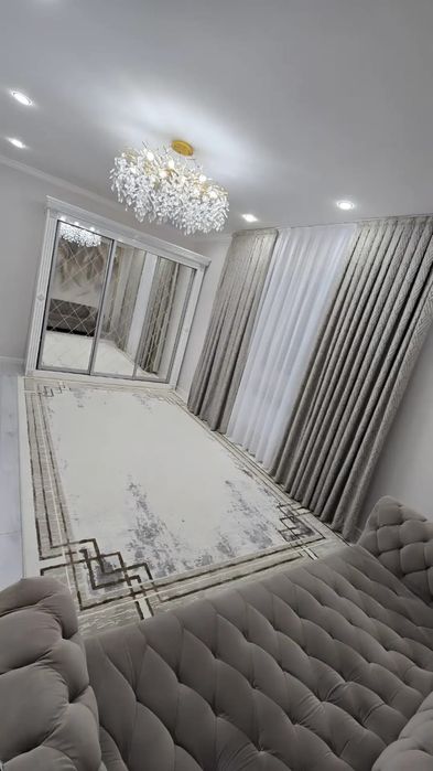 Срочно продам кавер и шторы комплект