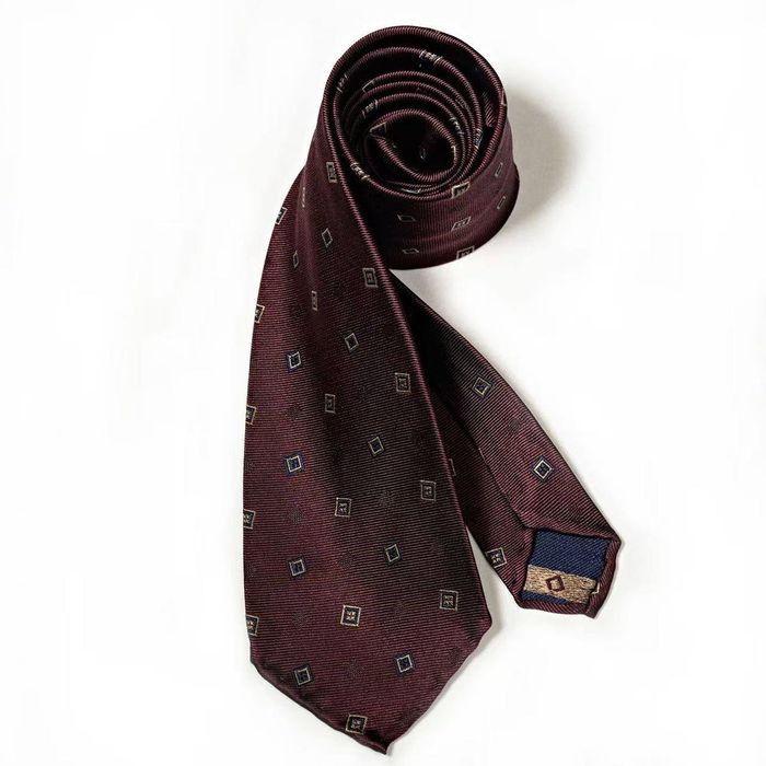 Cerca Trova Шелковый галстук