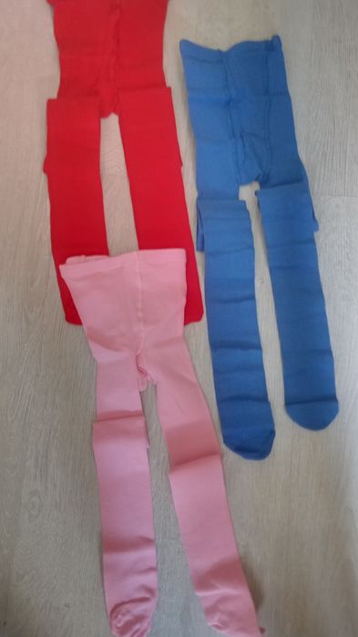 Продавам нови детски чорапогащи и чорапи на доставни цени