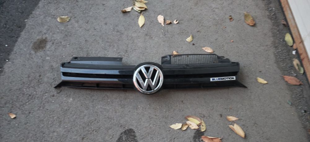 Декоративна решетка за Golf 6