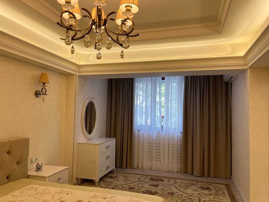 В центре (район ЦУМа) сдаётся 2 комнатная квартира