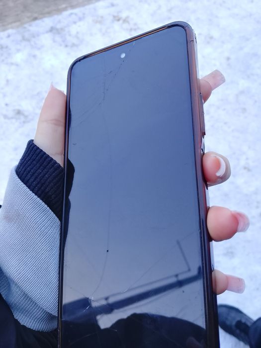 продам телефон Infinix X68338