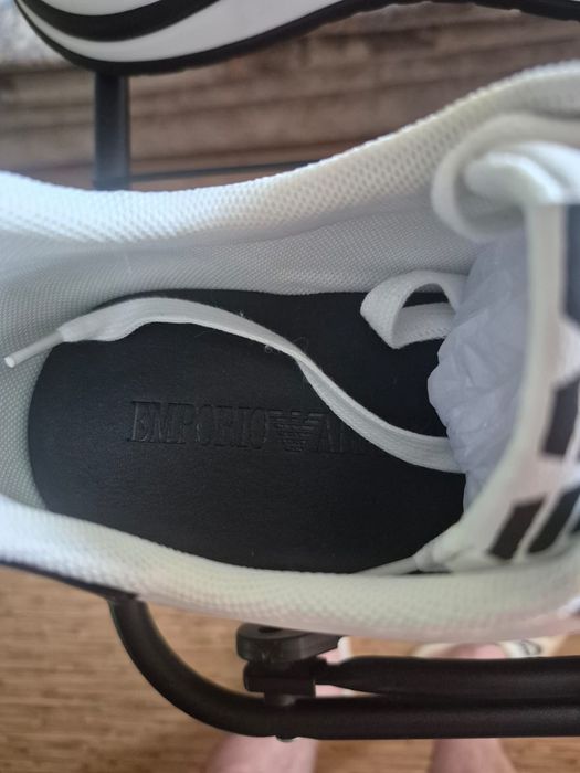 Продам кроссовки мужские