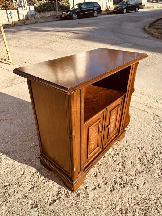 Италиански дизайнерски TV шкаф – масив, интарзия