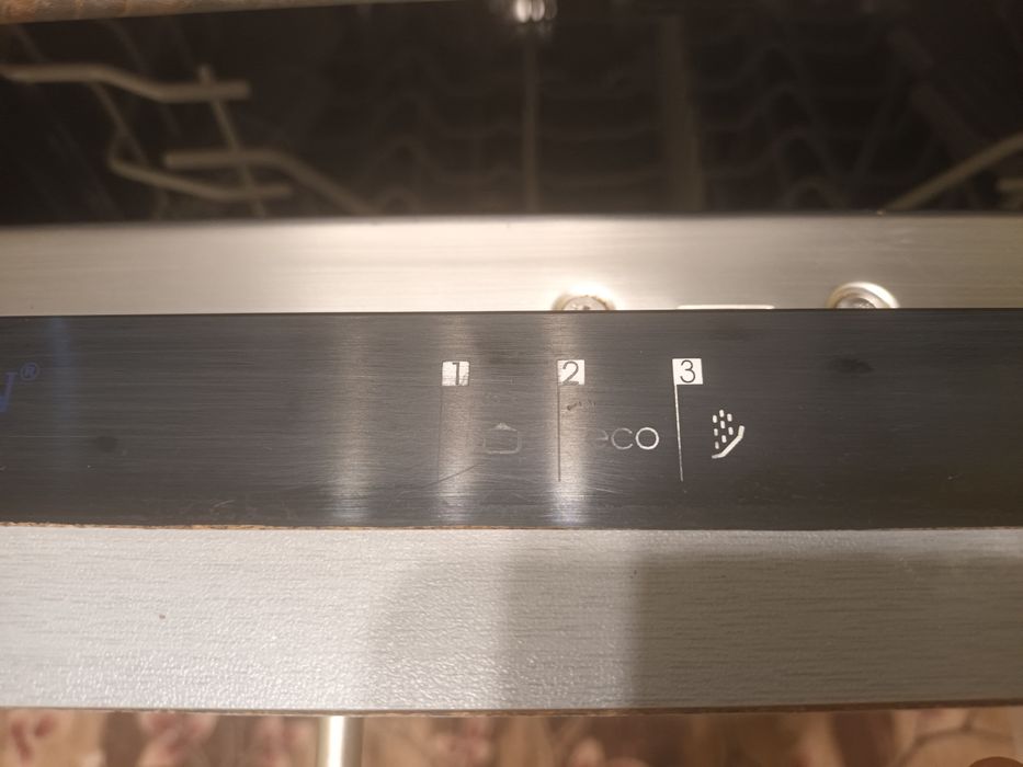 Съдомиялна машина Crown-за вграждане