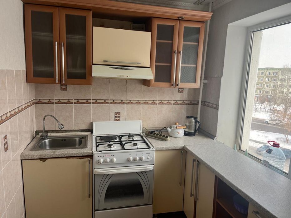 Отдам кухонный гарнитур