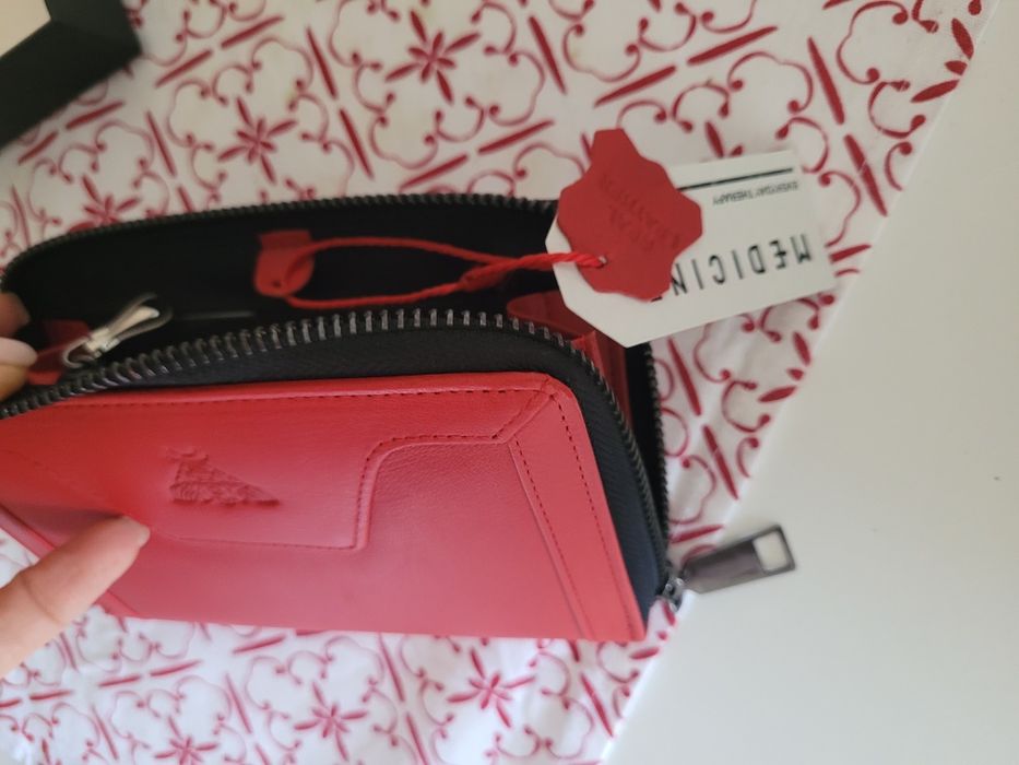 Дамско кожено портмоне Medicine