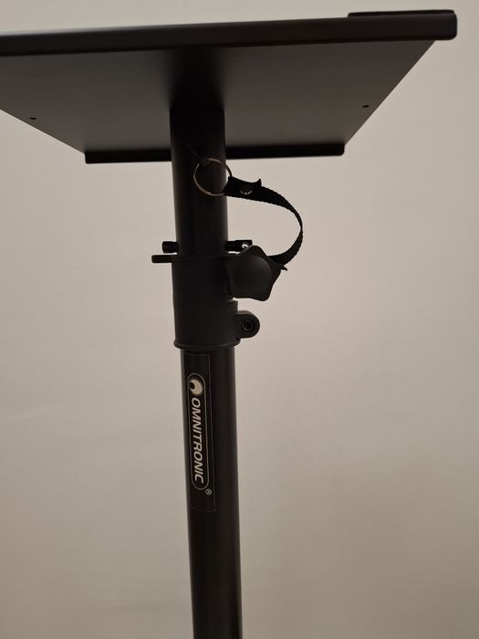 Standuri Omnitronic Mo 5/Ca noi/Paduri boxe/spike uri/