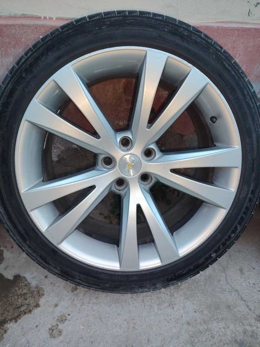 DISKA sotiladi R20lik