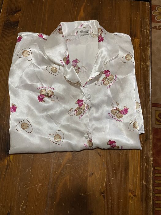 Продавам луксозно сатенирано шалте 30€