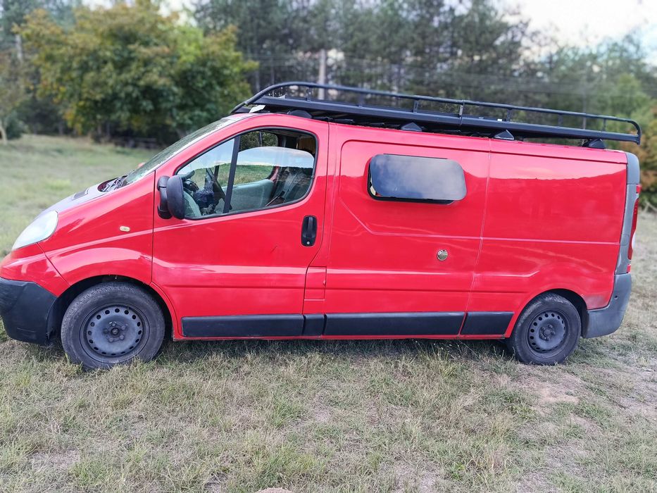 Renault Trafic L2H1 Camper | 2.0 dCi | 2007 г. | 2+1 места | 9500 €