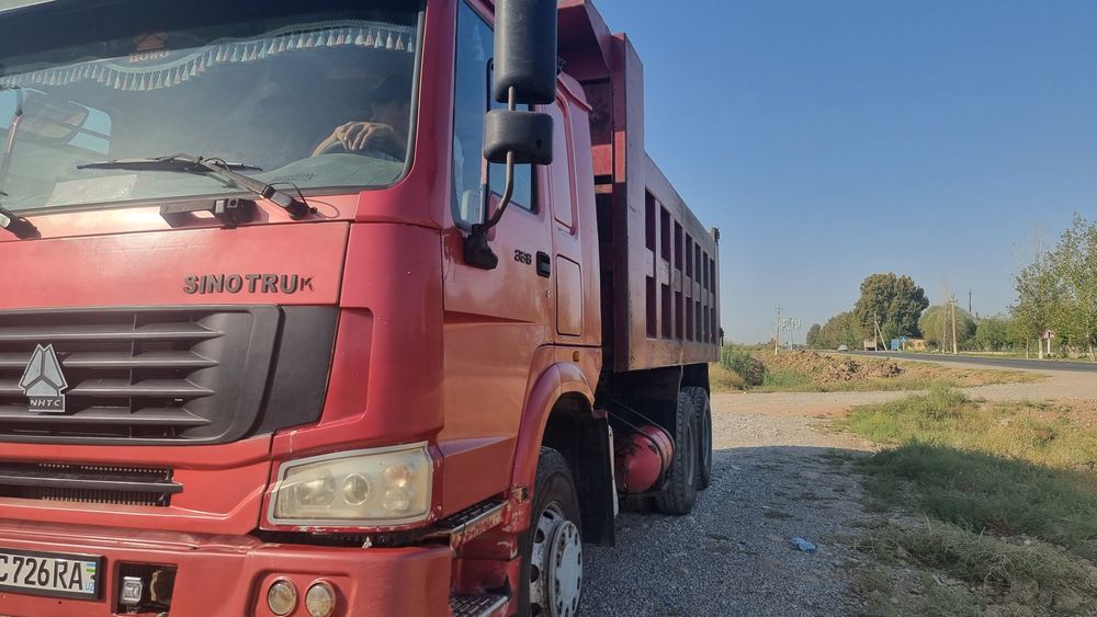 Самосвал XOWO track