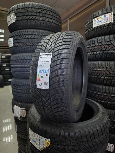 255/45/19 BRIDGESTONE 4бр