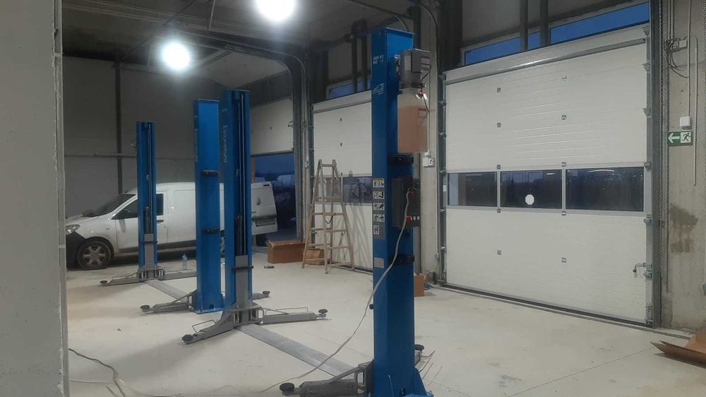 Подемник 4.0t WOLFE Premium line ел.магнитно отключване.ЛИЗИНГ