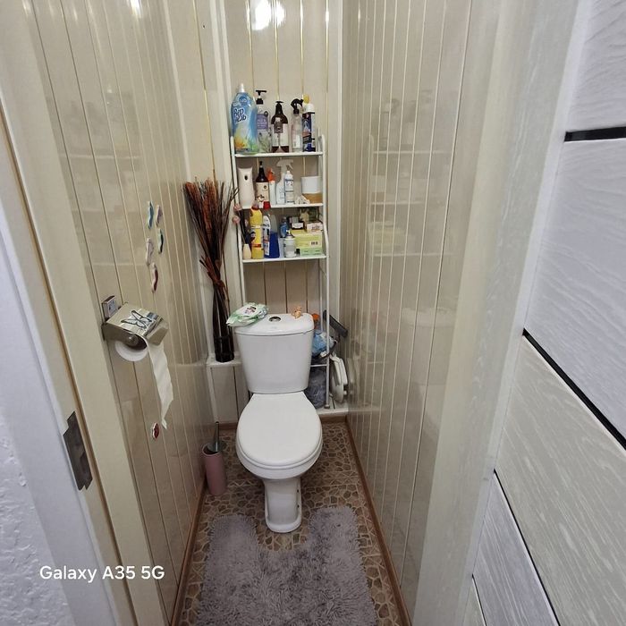 Продаётся своя  Чиланзар -1  высокопотолочка кирпич 2/4/4