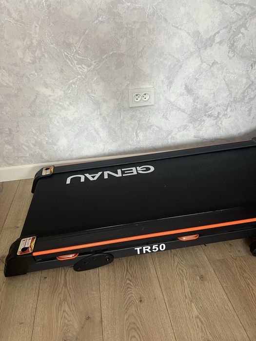 Беговая дорожка Genau TR50