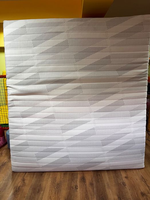 Матрак с подматрачна рамка