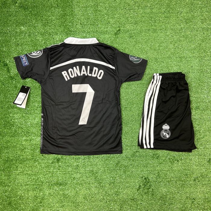 Ретро детски футболен к-т на Роналдо в Реал Мадрид/14/15