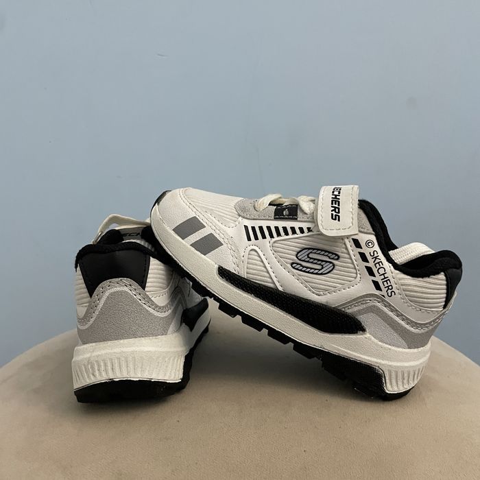 Распродажа детской обуви.