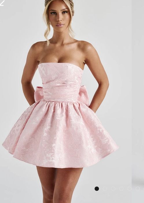 Официална рокля- нова