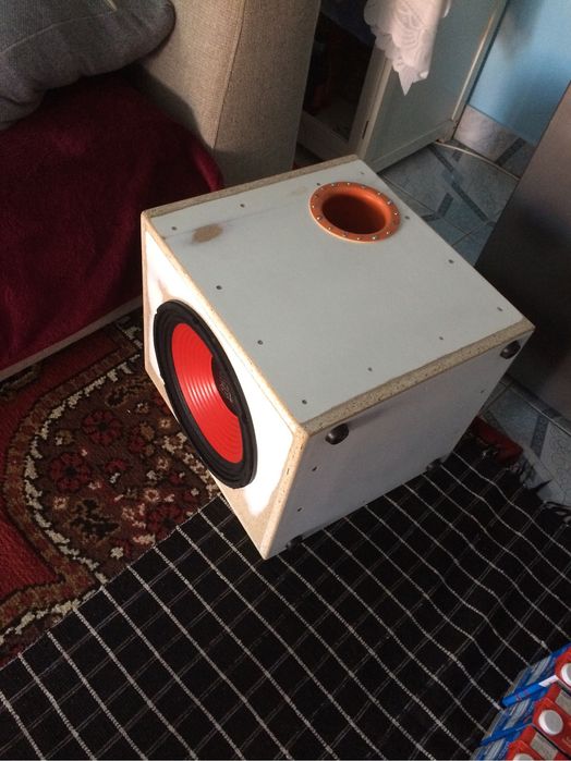 Subwoofer auto de 12 inch Iasi • OLX.ro