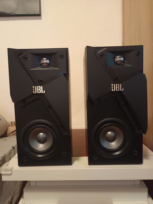 Boxe de raft bookshelf  jbl studio 130 absolut impacabile