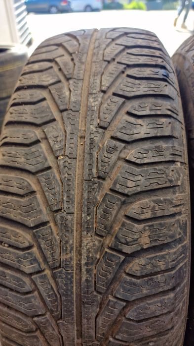 215 70 16 Uniroyal Hankook 6 anvelope iarna
