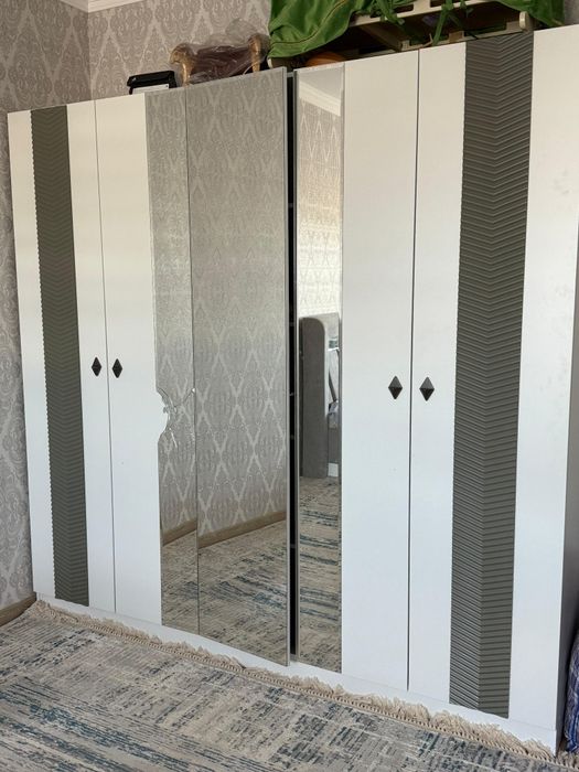 Продам шкаф в хорошем состоянии