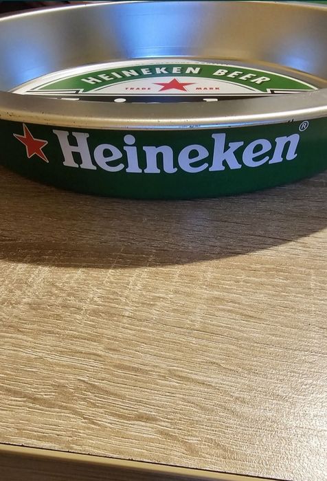 Tava Heineken,metalica,de servit bauturi