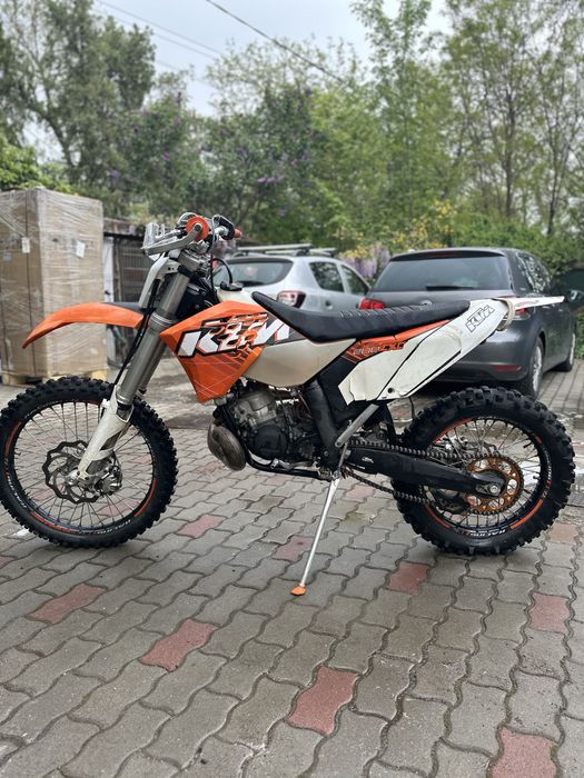 Ktm exc 200.
