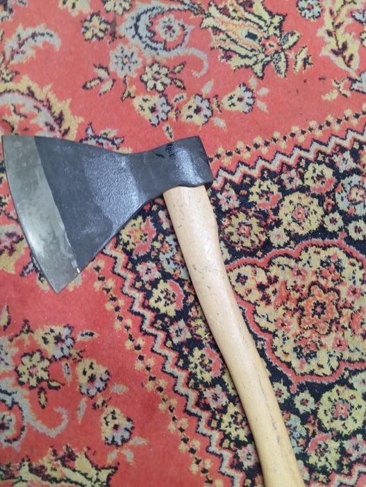 Продам новый мясной топор