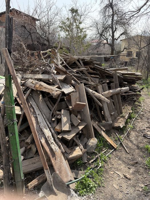 Даром дрова и уголь 1 тонна