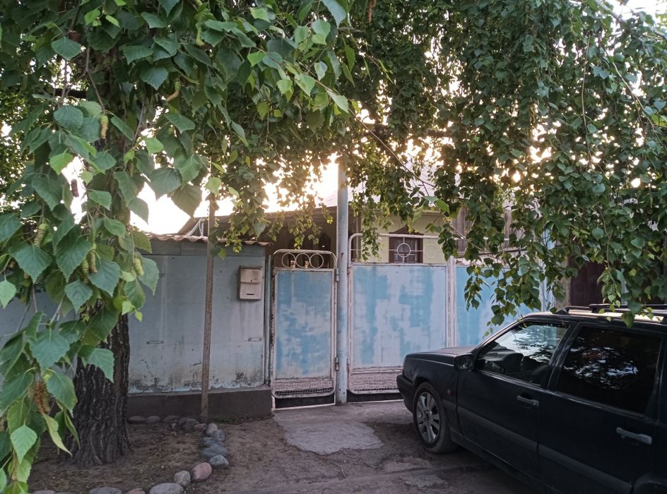 Продам дом в поселке карабулак