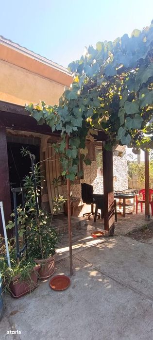 Casă renovată în 2020, teren 1.354 mp – Ghindeni, Dolj