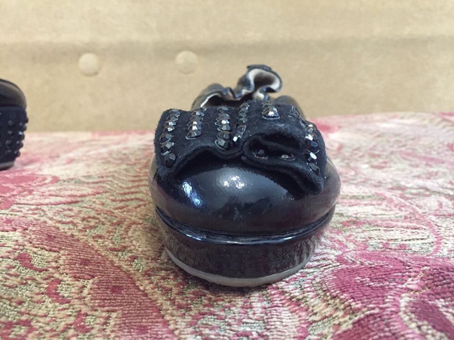 Продам туфли модельные новые