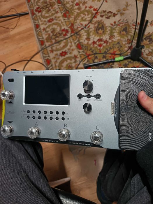 Pedala multiefect chitară/bass Mooer GE1000