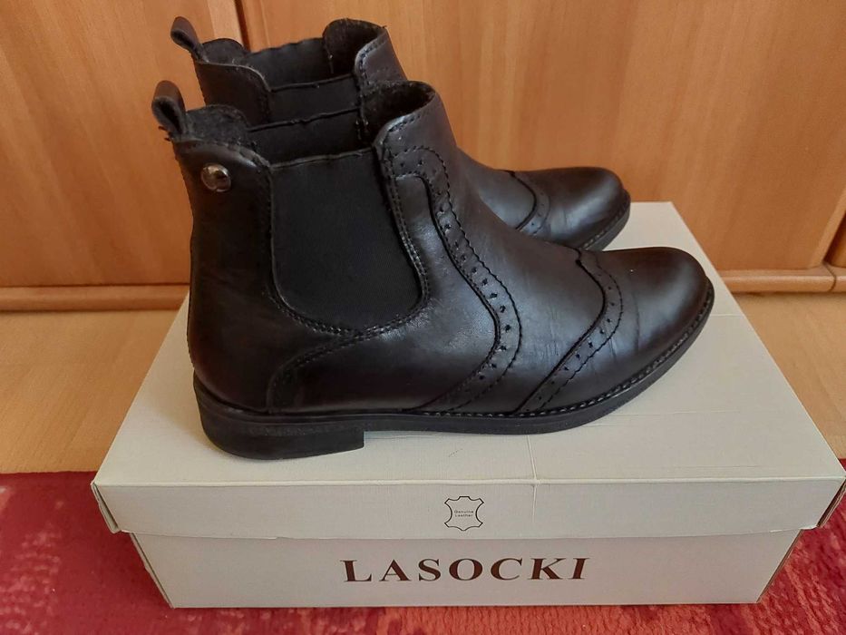 Botine negre Lasocki