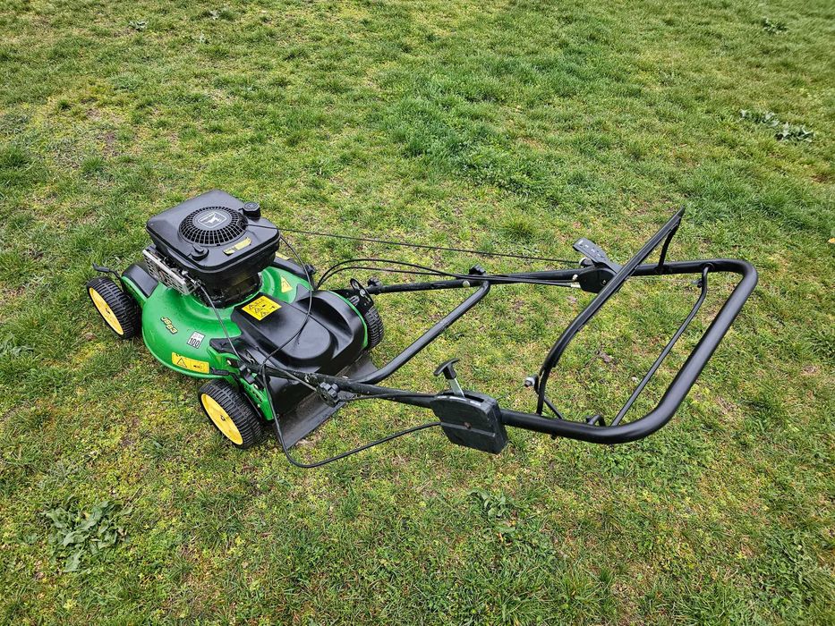 СамоХодна Косачка JOHN DEERE Като НОВА.