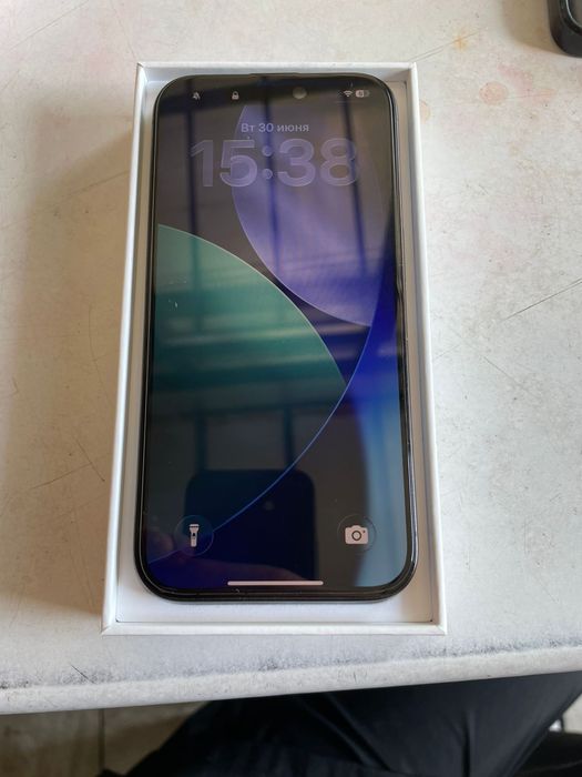 продам iPhone 15 pro
