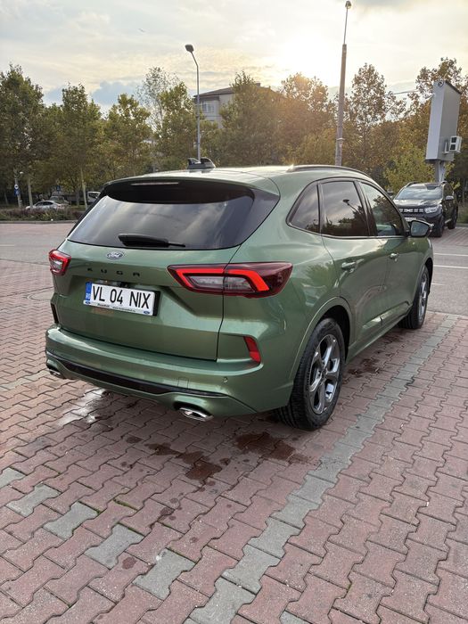 FORD Kuga 2024 — imagine 3