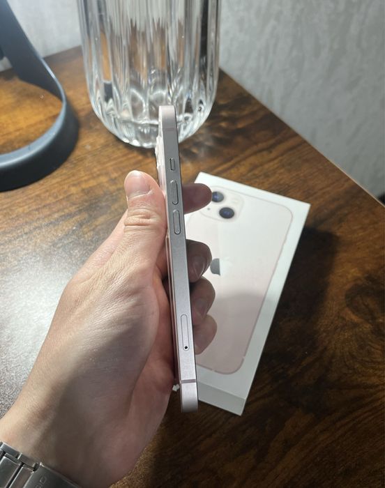 Продам Iphone 13 256gb