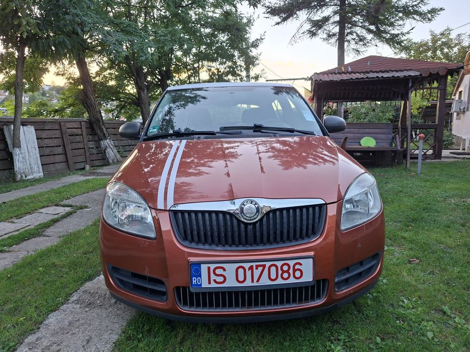 Skoda fabia 2 * facelift *numere rosii valabile 3luni