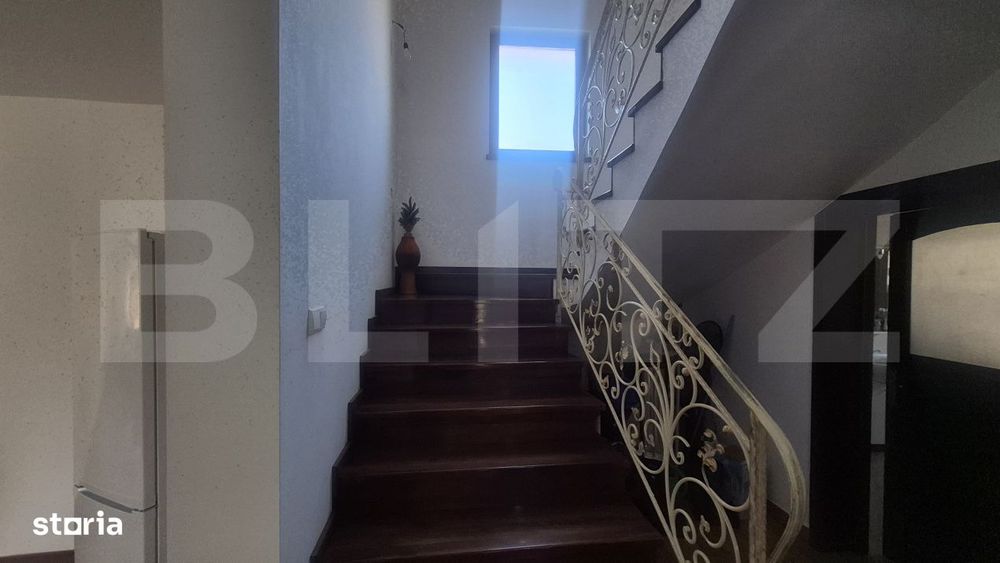 Casa 3 dormitoare de vanzare, 236 mp, teren 525 mp, Semicentral