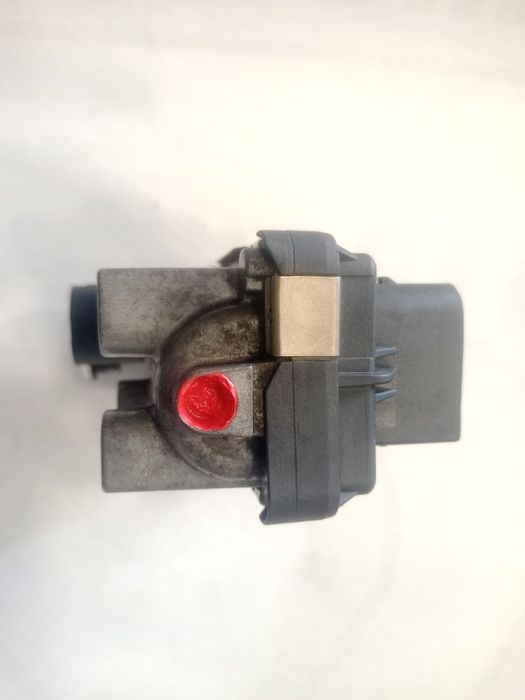 Актуатор, управление, моторче, турбо Мерцедес Е270CDI